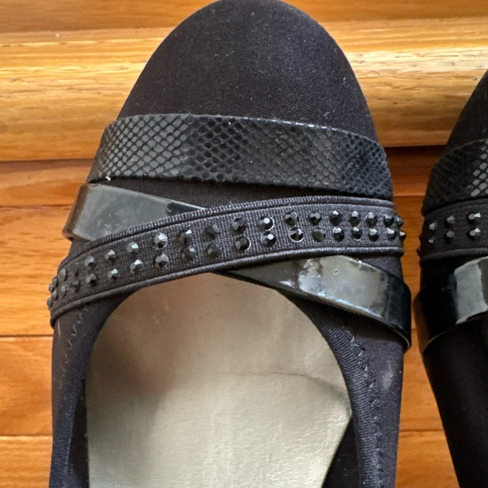 Anne Klein Sports Women’s Black Pump Size 6 M Small Wedge Heels Excellent Condit - Picture 3 of 7